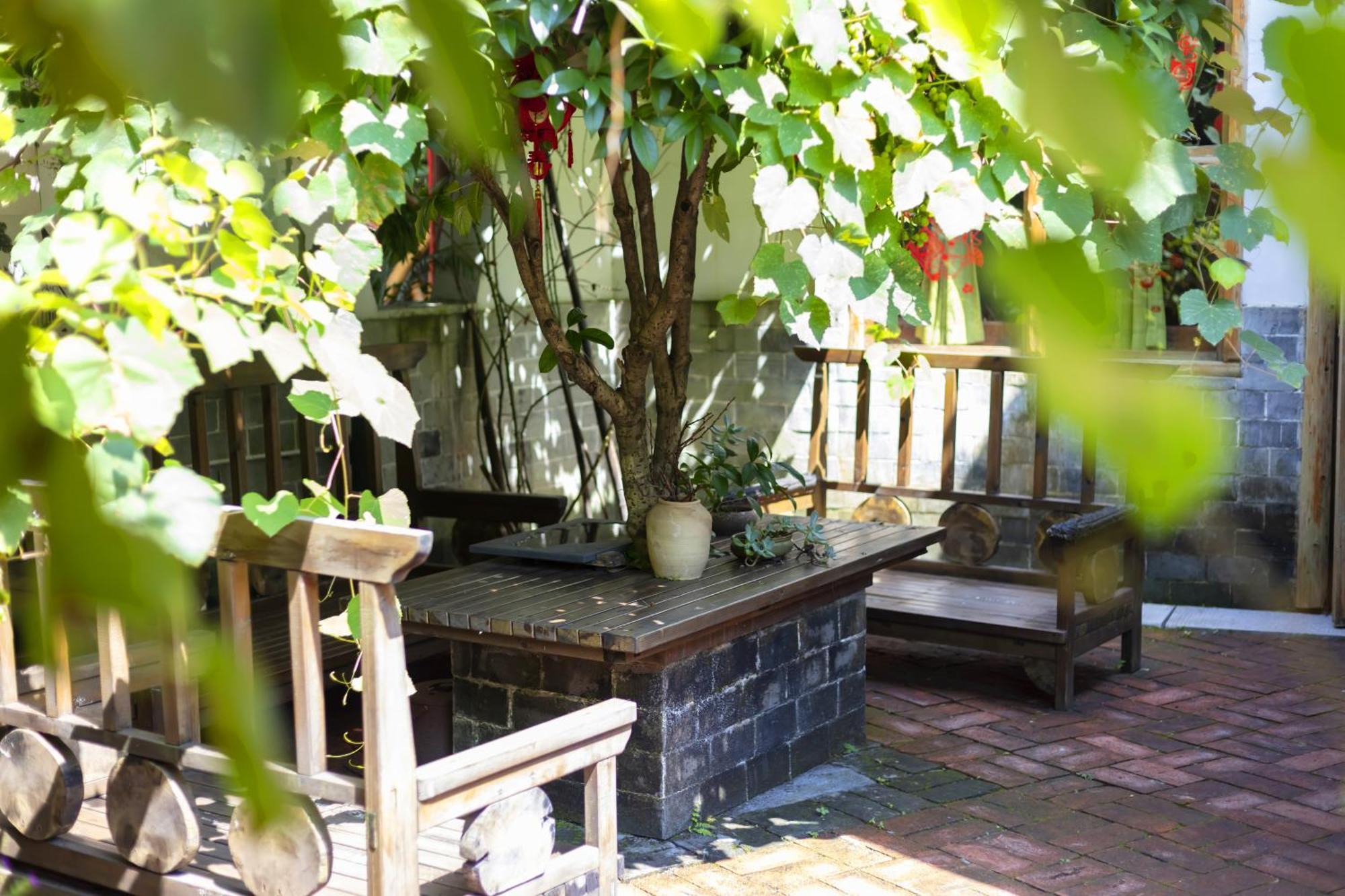 Butterfly Flowers Inn Zhangjiajie Εξωτερικό φωτογραφία